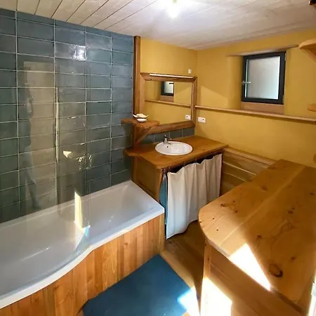 Semesterbostad La Maison Du Hetre *